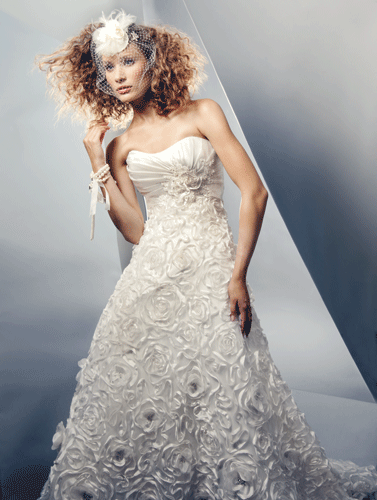 Alfred Sung Bridals - Style 6875
