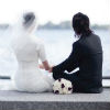 Marianna Tsenhlevych and Tenny Tsang gazing to the lake
